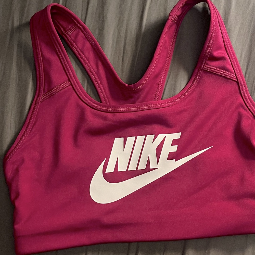 Women’s Nike sports bra